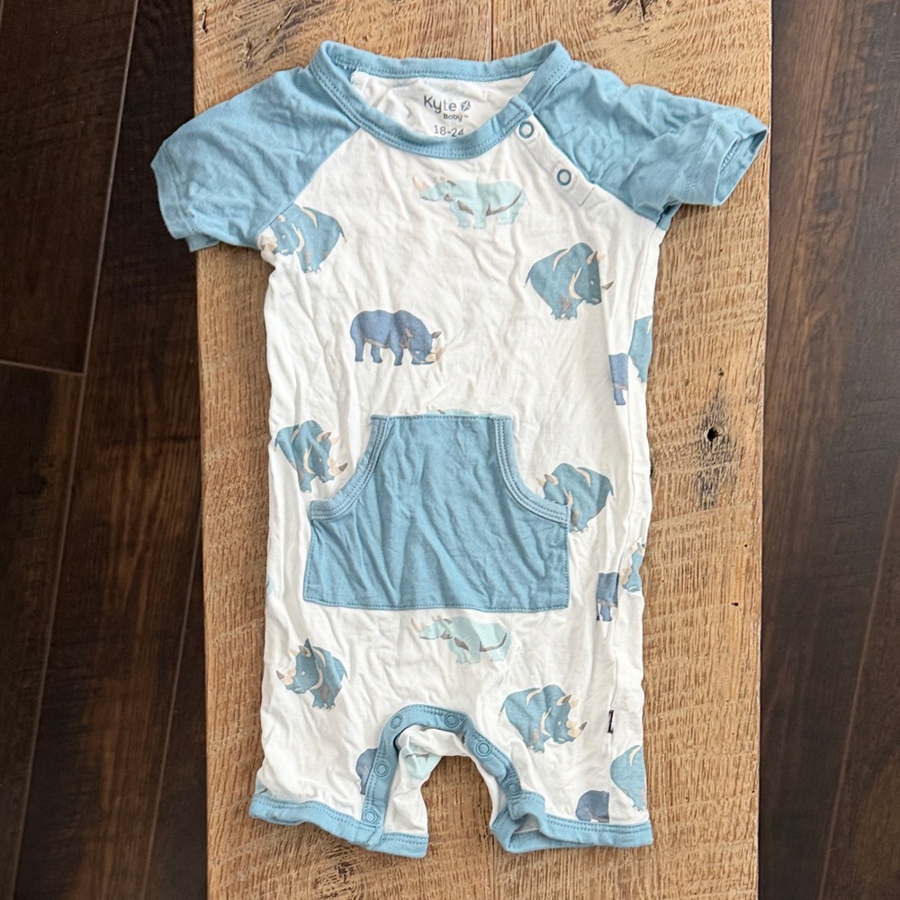 Kyte BABY Rhino Shortall